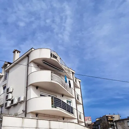 Apartments Nova Split Exterior photo